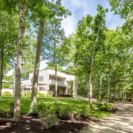 Heritage Hills